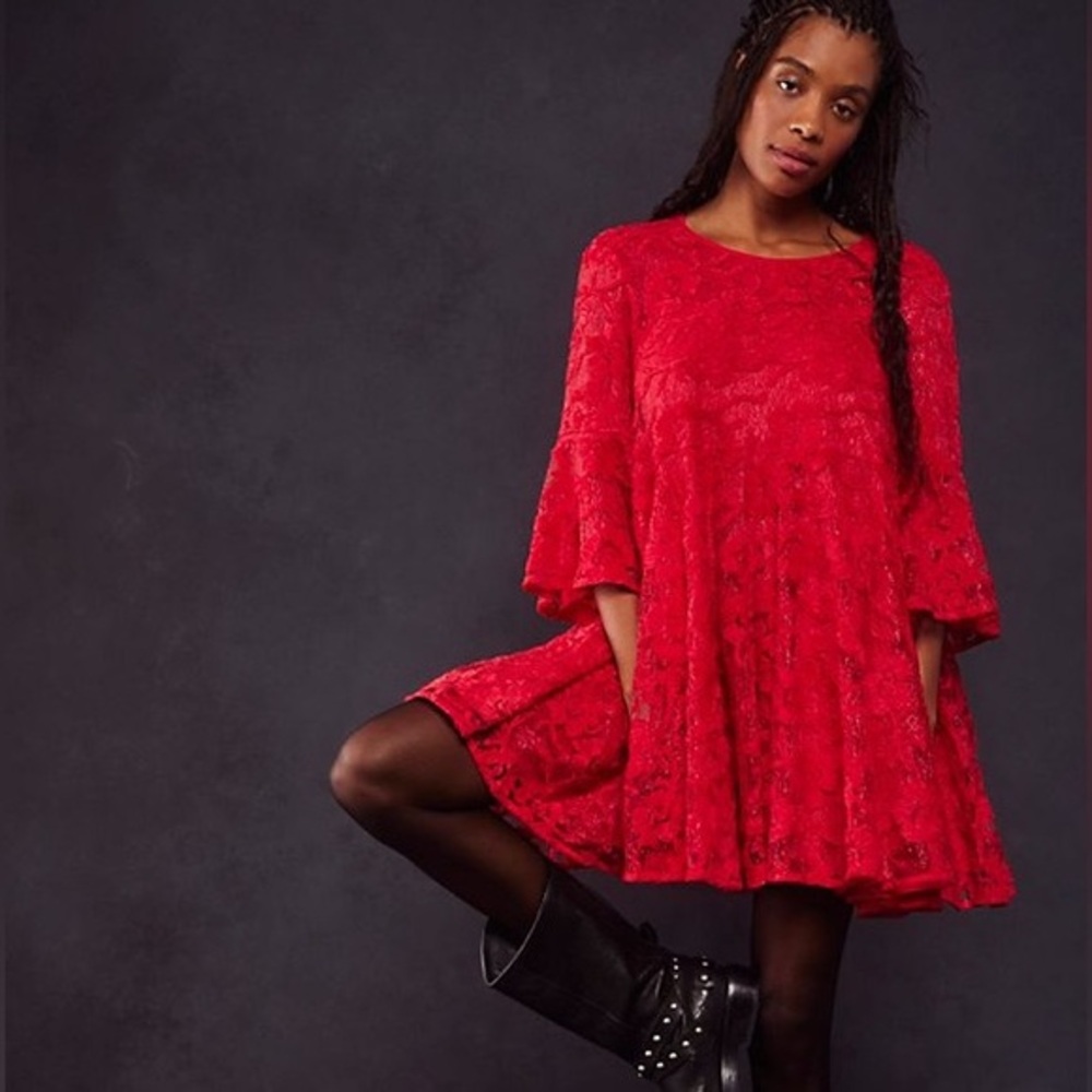 *NEW* Free People Le Fleur Mini Dress in Red, size M